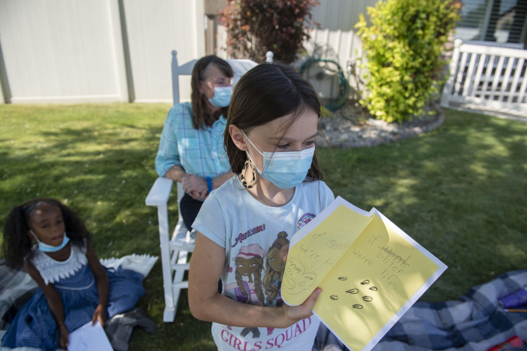 Neighborhood reading